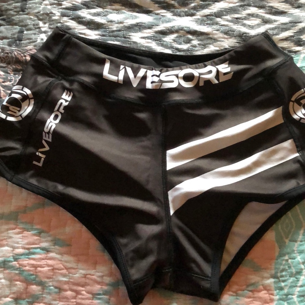Livesore speed shorts Medium